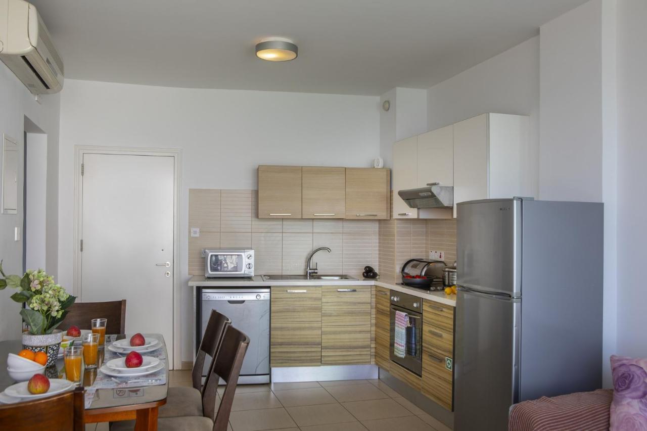 Coralli A 305 Protaras Extérieur photo