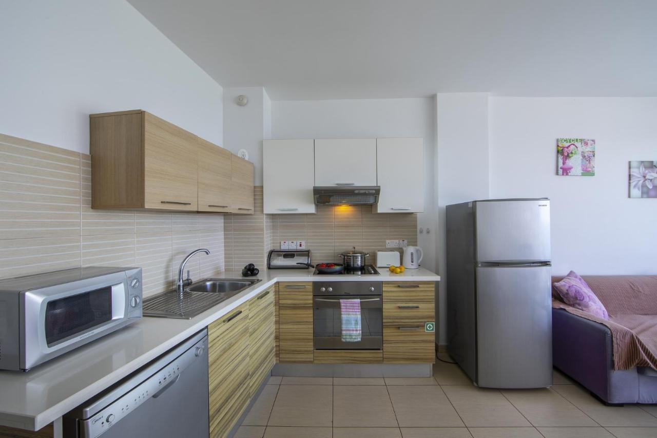 Coralli A 305 Protaras Extérieur photo